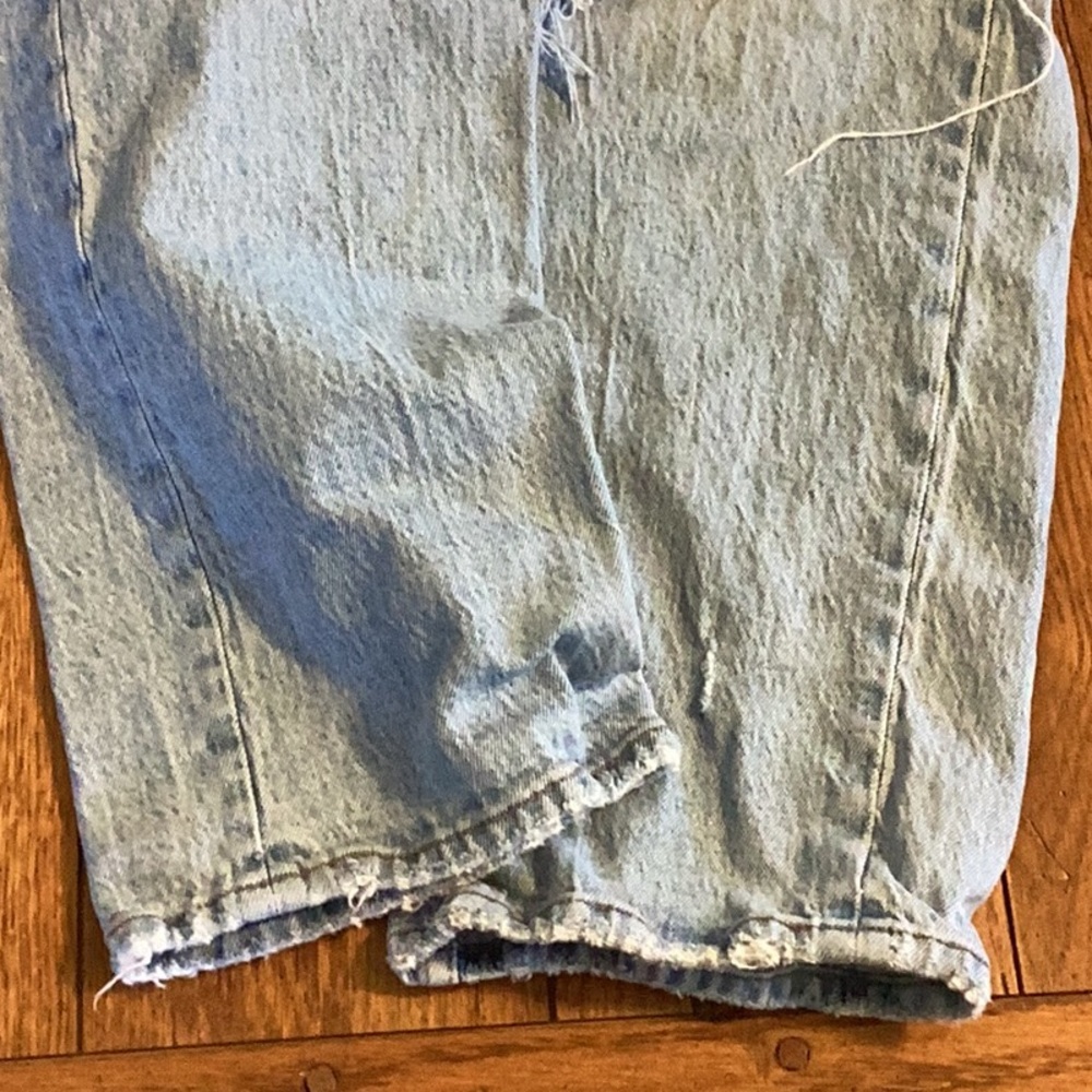 Abercrombie & Fitch distressed ultra high rise 90s straight leg jeans. Sz 29/6S - Picture 10 of 11